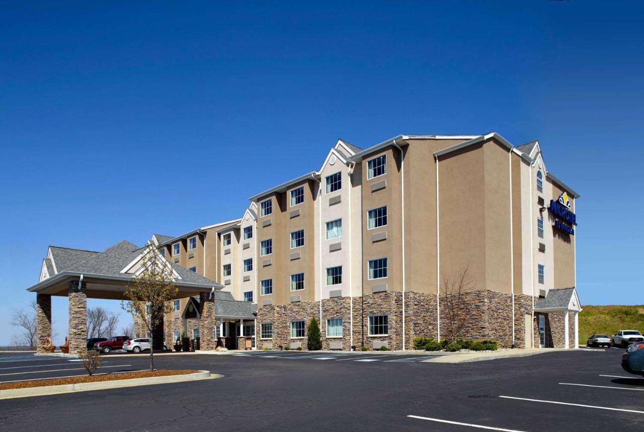 Microtel Inn & Suites By Wyndham St Clairsville - Wheeling St. Clairsville Esterno foto